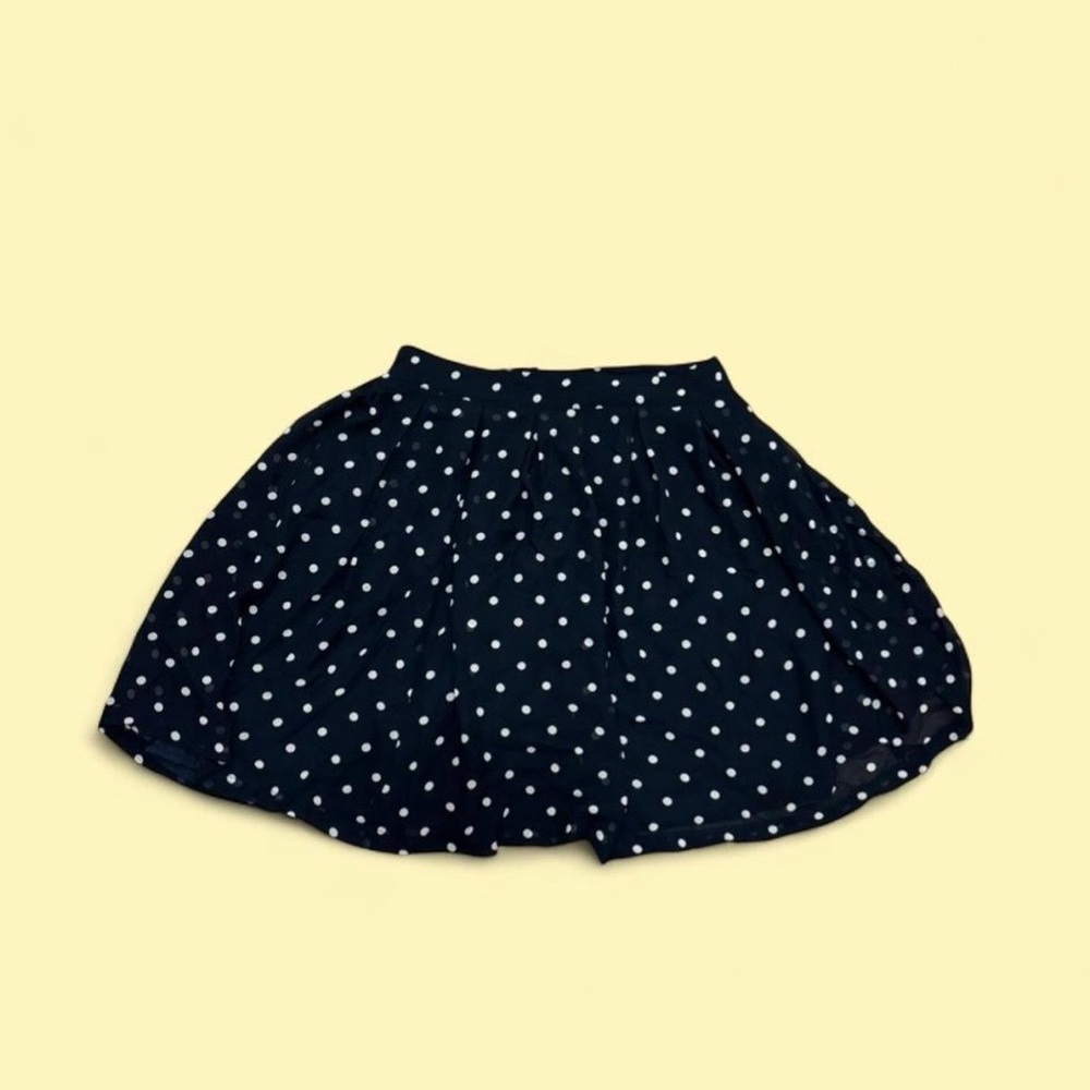 ✨ Navy blue polka dot skirt✨
